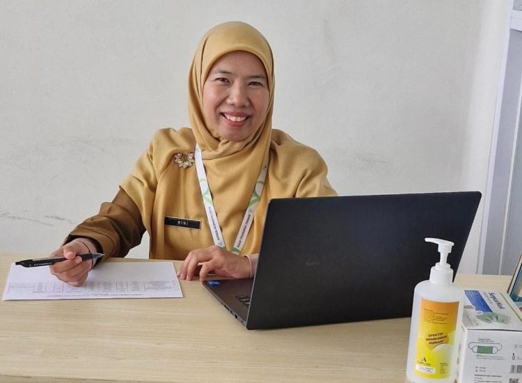 Ahli gizi dari RSUD Tigaraksa, Rismaniar, S.Gz. (tangerangkab.go.id)