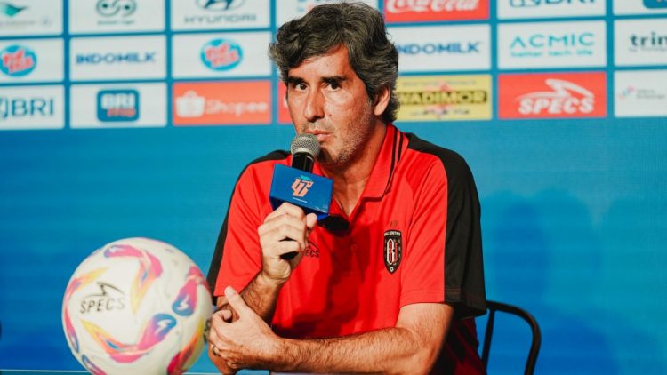 Pelatih Bali United Stefano Cugurra. (ligaindonesiabaru.com)