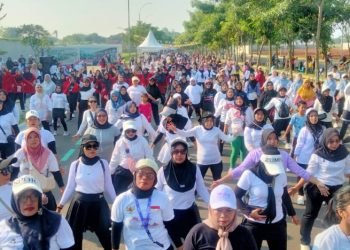 Ribuan Warga Tumplek Blek di Petals Urban Market