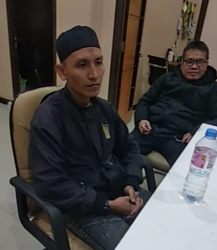 Buronan kasus korupsi, Kasmin Madrai Nawawi ditangkap Kejati Banten. (Dok. Kejati Banten)