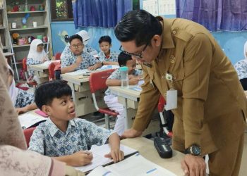 Pastikan SPMB Berjalan Lancar, Maryono Hasan Sidak ke SDN 3 Kreo
