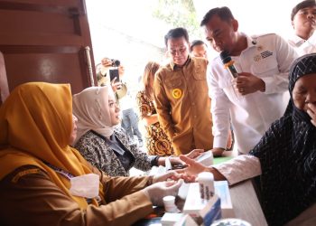 Bupati Tangerang Dampingi Menteri BKKBN Tinjau Program Gizi dan KB Serentak