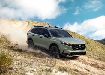 Honda CR-V TrailSport: SUV Hybrid Pertama Honda Bergaya Off-Road