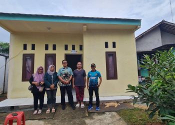 Berkat Program RUTLH, Warga Paku Jaya Tersenyum Lebar Rumahnya Diperbaiki