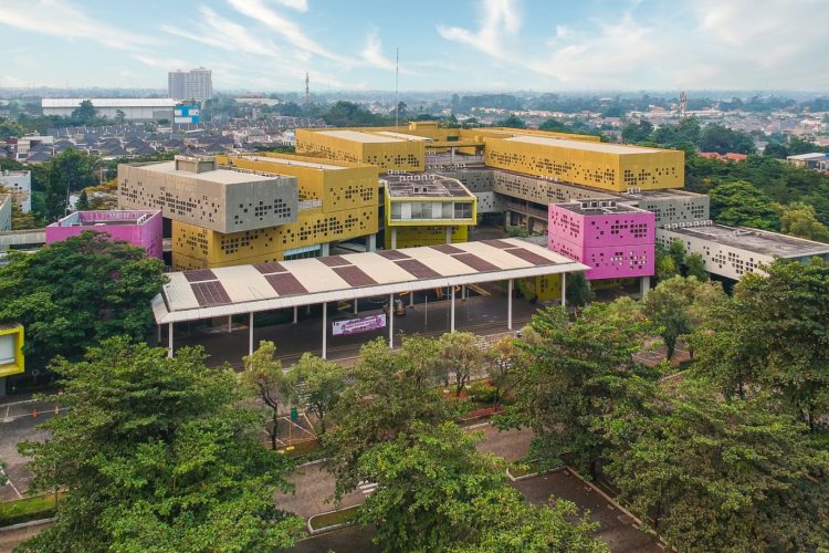 Binus School Serpong.