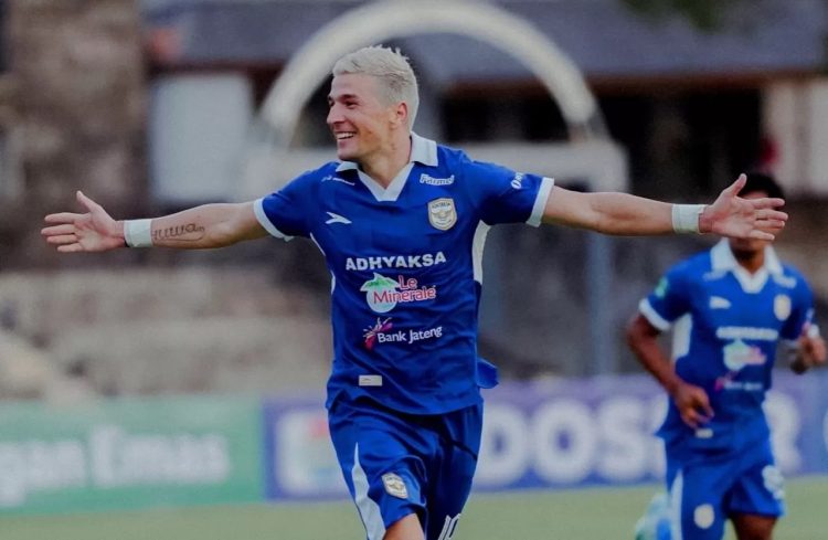 Aleksa Andrejic resmi bergabung dengan Persita. (sumber foto: radarsolo.jawapos.com)