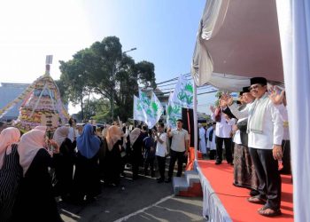 Tradisi Ngarak Perahu Muludan di Kota Tangerang, Ribuan Warga Tumpah Ruah Meriahkan Maulid Nabi