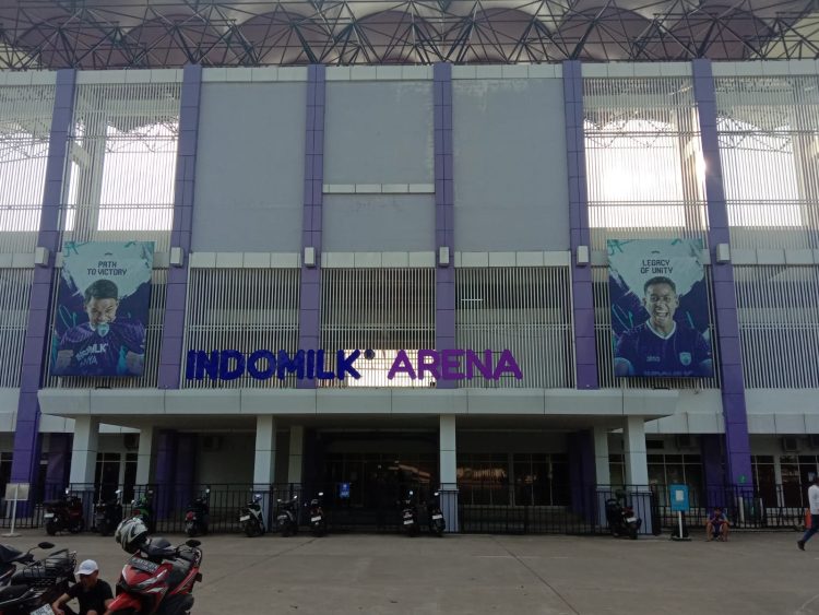 Laga Persita vs PSM Makssar akan dipindah dari Stadion Indomilk Arena ke Banten International Stadium di Kota Serang. (RIK)