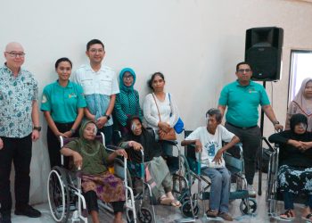 Rangkaian Hari Jadi ke-50, Summarecon Operasi Katarak Gratis Ratusan Warga