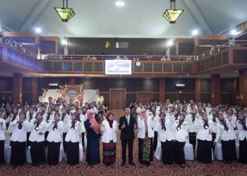 37 Dokter dan 15 Apoteker UIN Jakarta Ucapkan Sumpah Profesi, Siap Mengabdi untuk Negeri