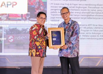 Kinerja Unggul dan Ramah Lingkungan, Indah Kiat Pulp & Paper Raih Penghargaan The Best Public Company 2025