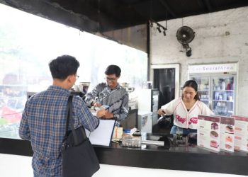 Cali Social Area, Kafe 24 Jam di Tangerang dengan Konsep Tropikal dan Program Cari Jodoh