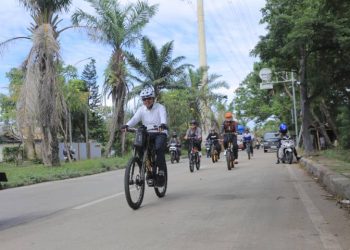 Wali Kota Sachrudin Gowes Bareng ASN, Ajak Warga Tangerang Hidup Sehat dan Cegah Stunting