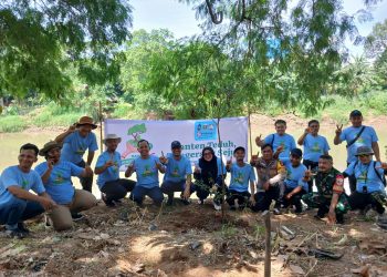 Peringati Hari Menanam Pohon, IKPP Tangerang Tanam Ribuan Pohon di Bantaran Cisadane