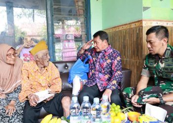 Bupati Tangerang Sambangi Veteran Perang Usia 1 Abad