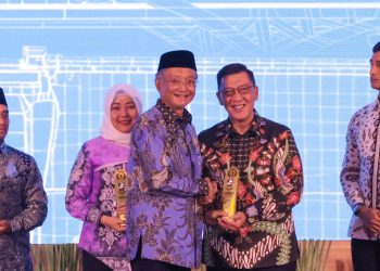 Hari Bakti PU ke-80: DSDABMBK Tangsel Boyong Penghargaan Sutami Award 2025