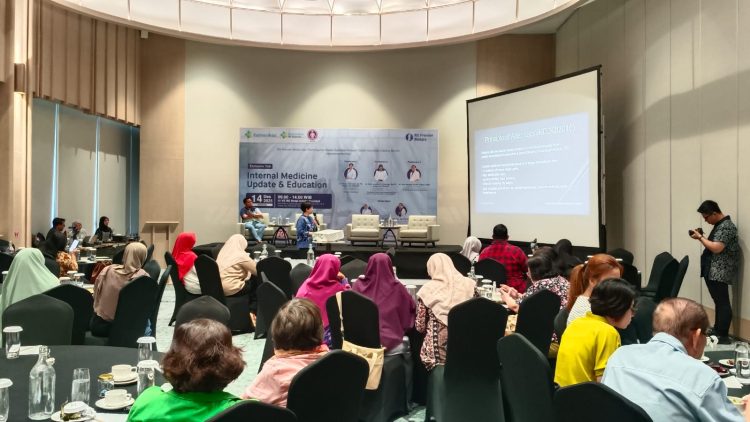 RS Premier Bintaro bekerja sama dengan Perhimpunan Dokter Spesialis Penyakit Dalam Indonesia (PAPDI) Cabang Banten menggelar kegiatan ilmiah bertajuk Internal Medicine Update & Education. (RIZ)