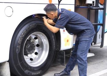 Pastikan Keselamatan Mudik, Dishub Kota Tangerang Intensifkan Ramp Check Bus