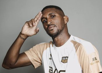 Dewa United Banten Rekrut Damion Lowe: Bek MLS dan Timnas Jamaika Siap Perkuat Lini Belakang!