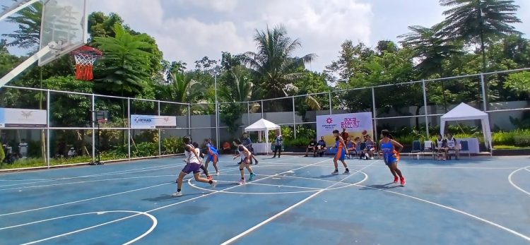 3 on 3 Basketball Kids Cup yang digelar di Community Club Paramount Petals diikuti 24 klub. (RIZ)
