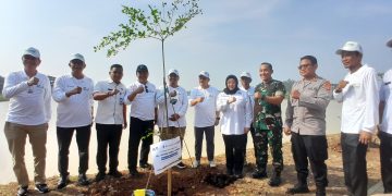 Banksasuci Foundation dan JMSI Banten Tanam 1.000 Pohon dan Tebar Ikan di Situ Cihuni