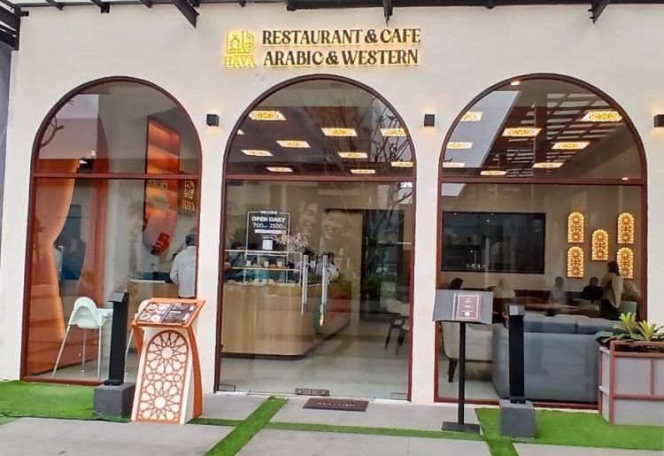 Haza Restaurant and Cafe, Hampton Square Gading Serpong. (RIZ)