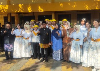 Peserta Pakai Baju Adat, Nuansa Nusantara Warnai Hardiknas di Kota Tangerang