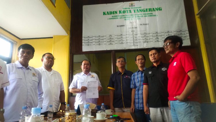 Pernyataan sikap Kadin Kota Tangerang atas kejanggalan sjumlah proyek di Dispora. (SAM)