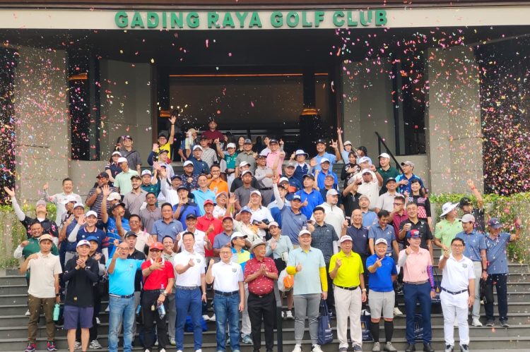 Peserta Paramount Annual Golf Tournament 2026 foto bersama di Gading Raya Golf Club, Gading Serpong. (IST)