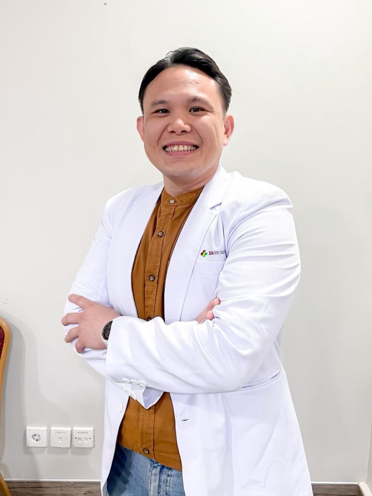Dokter Spesialis Kebidanan dan Kandungan Konsultan Fertilitas Endokrinologi Reproduksi dari Eka Hospital BSD, dr. Agus Heriyanto, Sp.OG, Subsp. FER, MARS, MM.