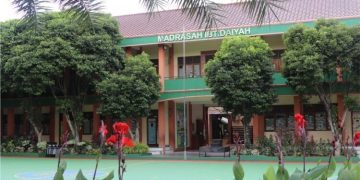 Konflik Pengelolaan Yayasan, Sejumlah Siswa SDIP Pamulang Pindah ke MI Pembangunan UIN Jakarta
