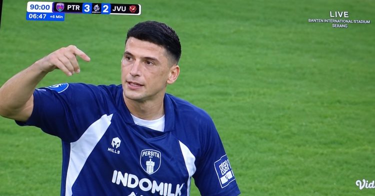 Pencetak gol penentu Persita, Aleksa Andrejic atas Java United. (RIZ)