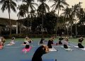 Inspirasi Gaya Hidup Sehat di Tangerang, Aryaduta Country Club Hadirkan Sesi Yoga Berlatar Golden Hour