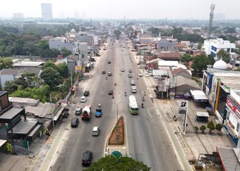 Atasi Kemacetan, DSDABMBK Tangsel Bangun Median dan Dua U-Turn di Jalan Rawa Buntu