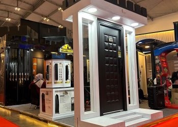 Solusi Rumah Aman dan Estetik, FORTRESS Pintu Baja & MEVVAH Wall Panel Hadir di HOMEDEC 2026