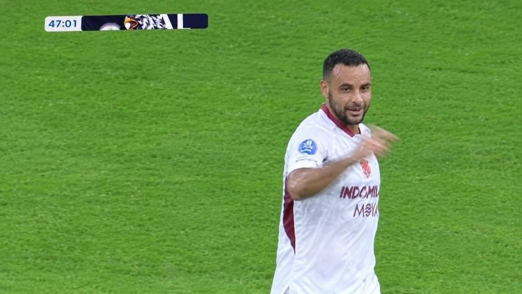 Pemain tengah Persita Pablo Ganet cetak hattrick lawan Persik Kediri. (tangkaan layar)